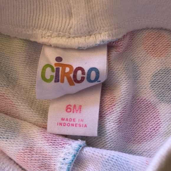 🦋🦋Baby Girl shorts and onesie 🦋🦋 - Picture 5 of 8